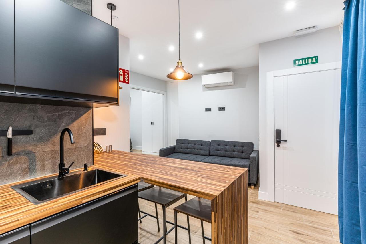 Vr Latina Apartments Madrid Luaran gambar