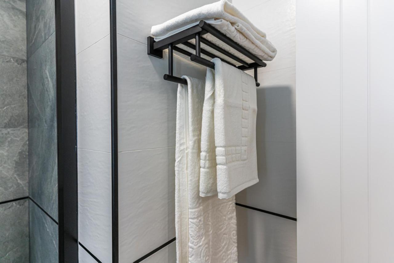 Vr Latina Apartments Madrid Luaran gambar