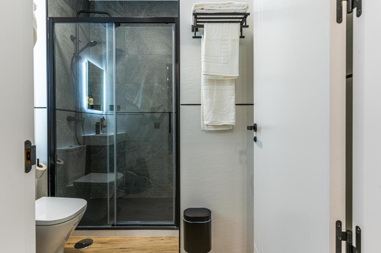 Vr Latina Apartments Madrid Luaran gambar