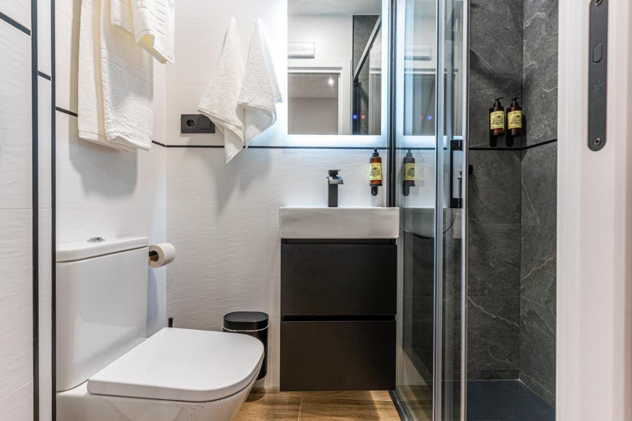 Vr Latina Apartments Madrid Luaran gambar