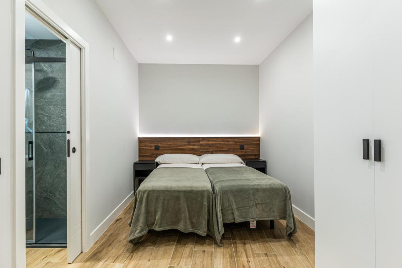 Vr Latina Apartments Madrid Luaran gambar