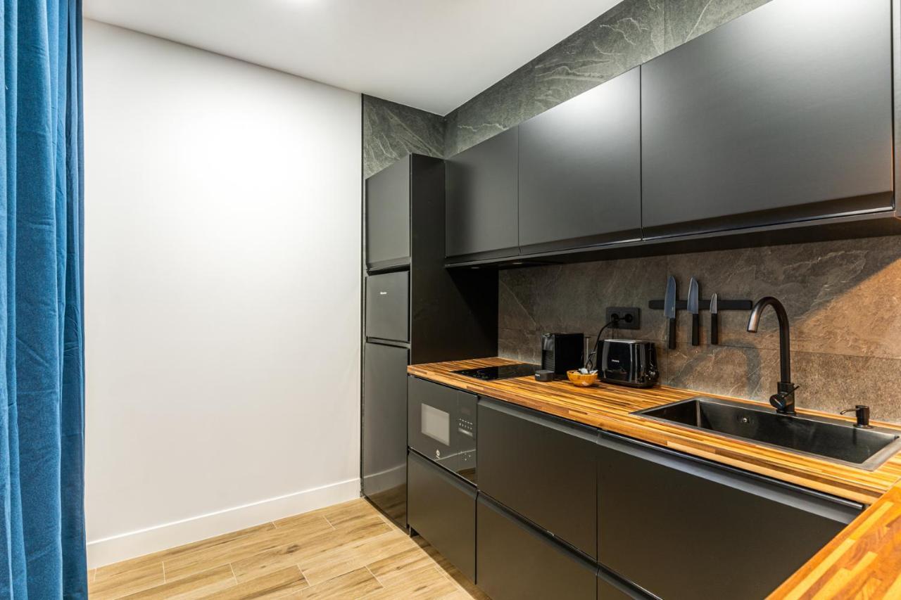 Vr Latina Apartments Madrid Luaran gambar